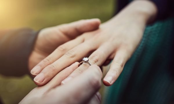 Martesa e çiftit të famshëm merr fund pas 21 vjetësh