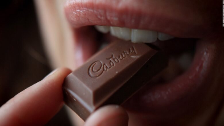 Pse nuk duhet të konsumoni çokollatë para gjumit?