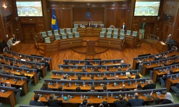 Konstituim me presje: Basha pret që nesër t’i konsultojë anëtarët e Kryesisë së paplotësuar