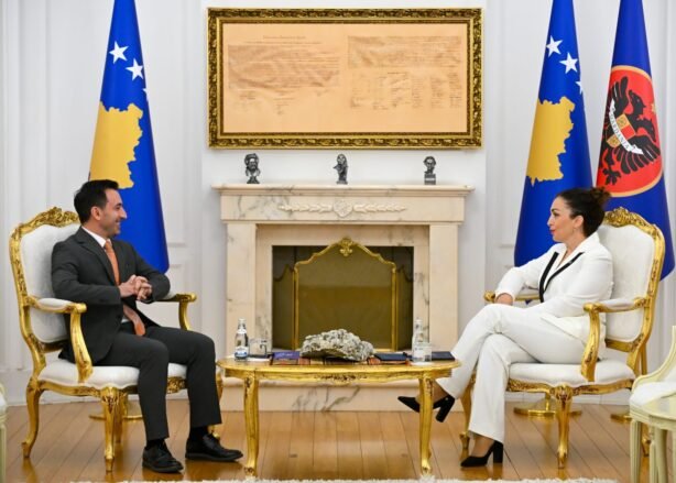 Osmani-Bashës: Ekipi ligjor i Presidencës po bën analizën për procesin e konstituimit të Kuvendit