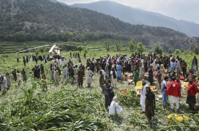 Numri i të vdekurve nga tërmeti në Afganistan arrin në 900